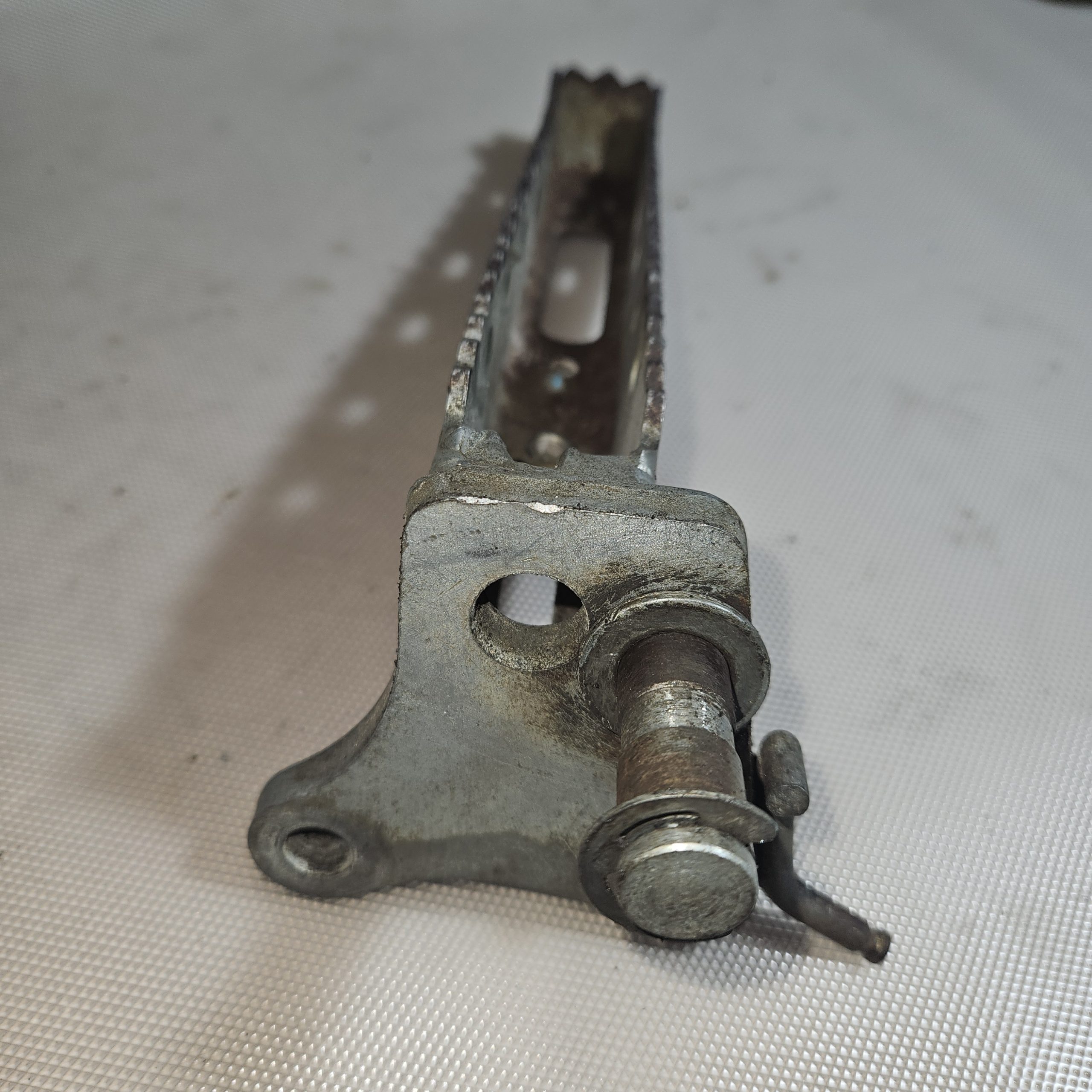 cale pied droit yamaha 200 blaster 2000