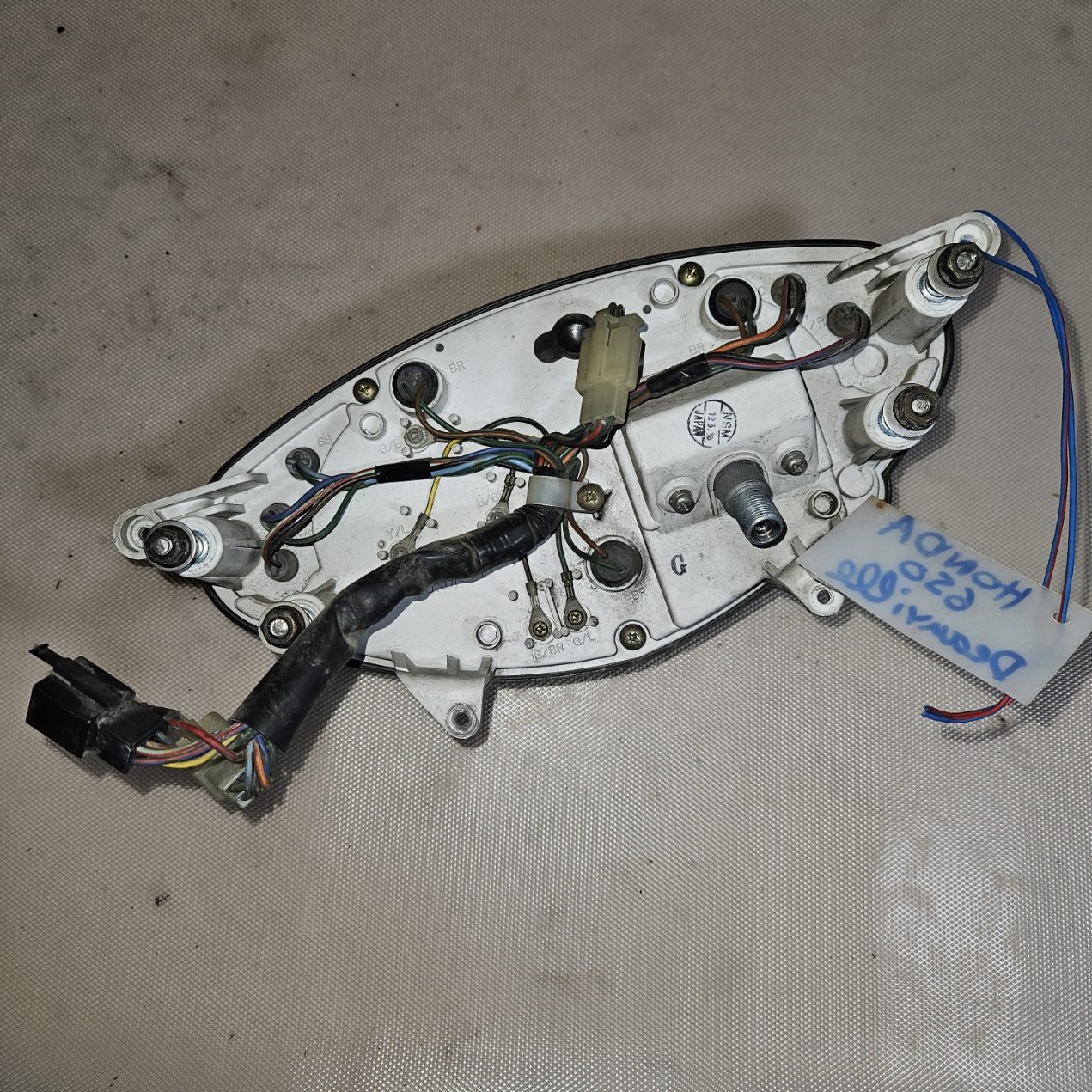 Compteur de vitesse d'occasion Honda 650 Deauville 1998 – Image 2