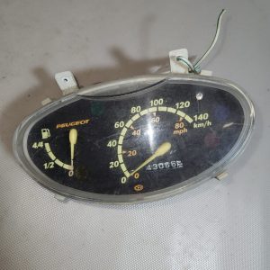 Compteur Peugeot 100 Vivacity année 2000 STOCK2