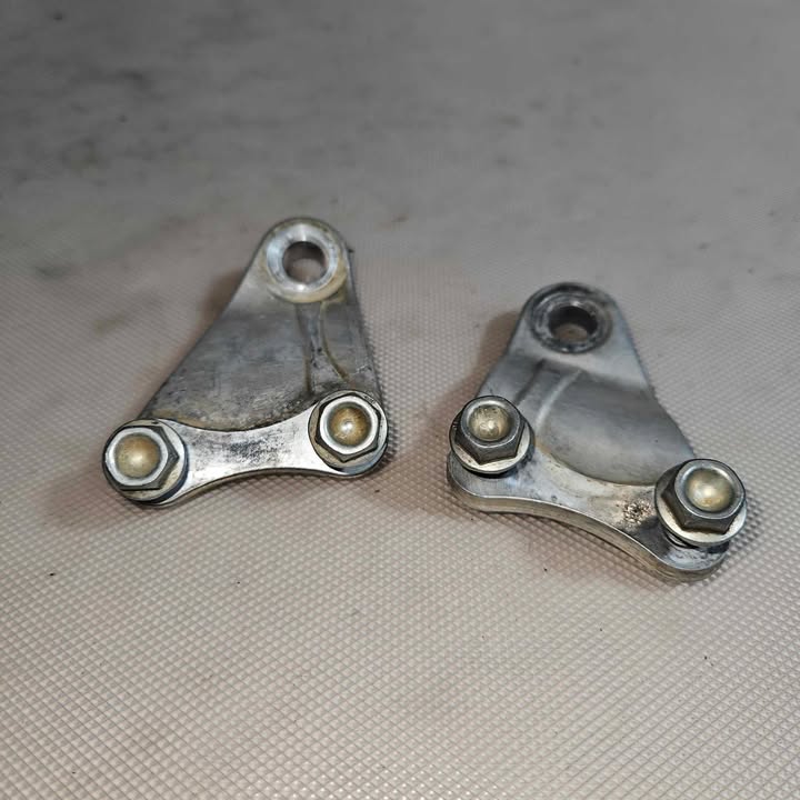 Support moteur du haut Honda 250 CRF 2016