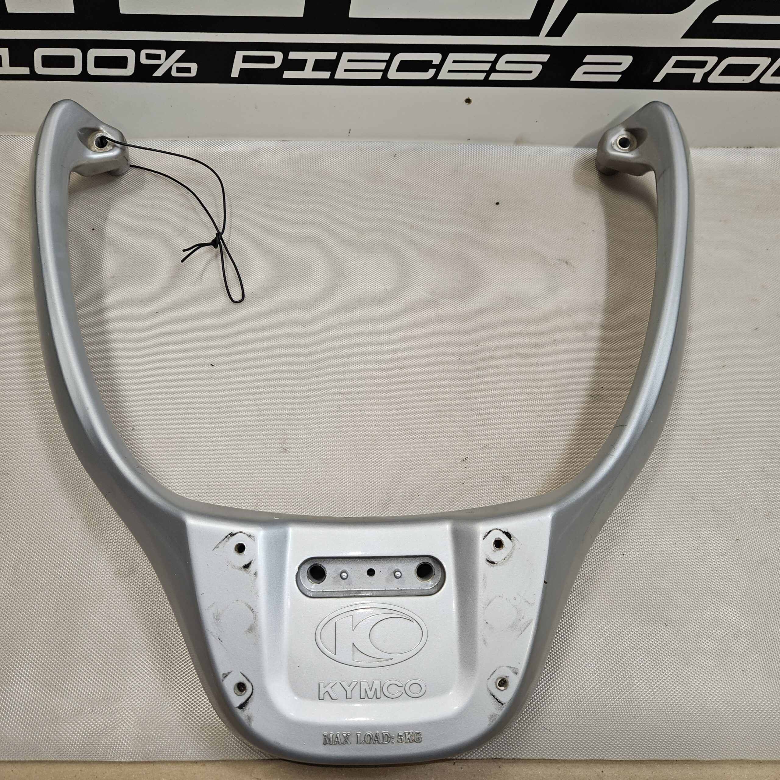 Porte-bagages d’occasion Kymco 500 X-Citing 2008 – Support top case robuste