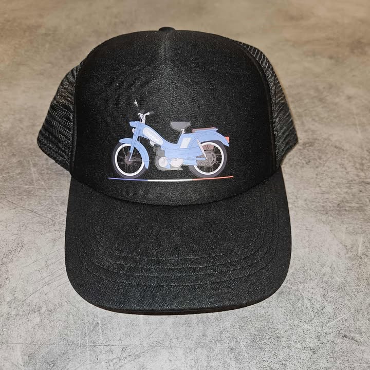 Casquette noire imprimée mobylette