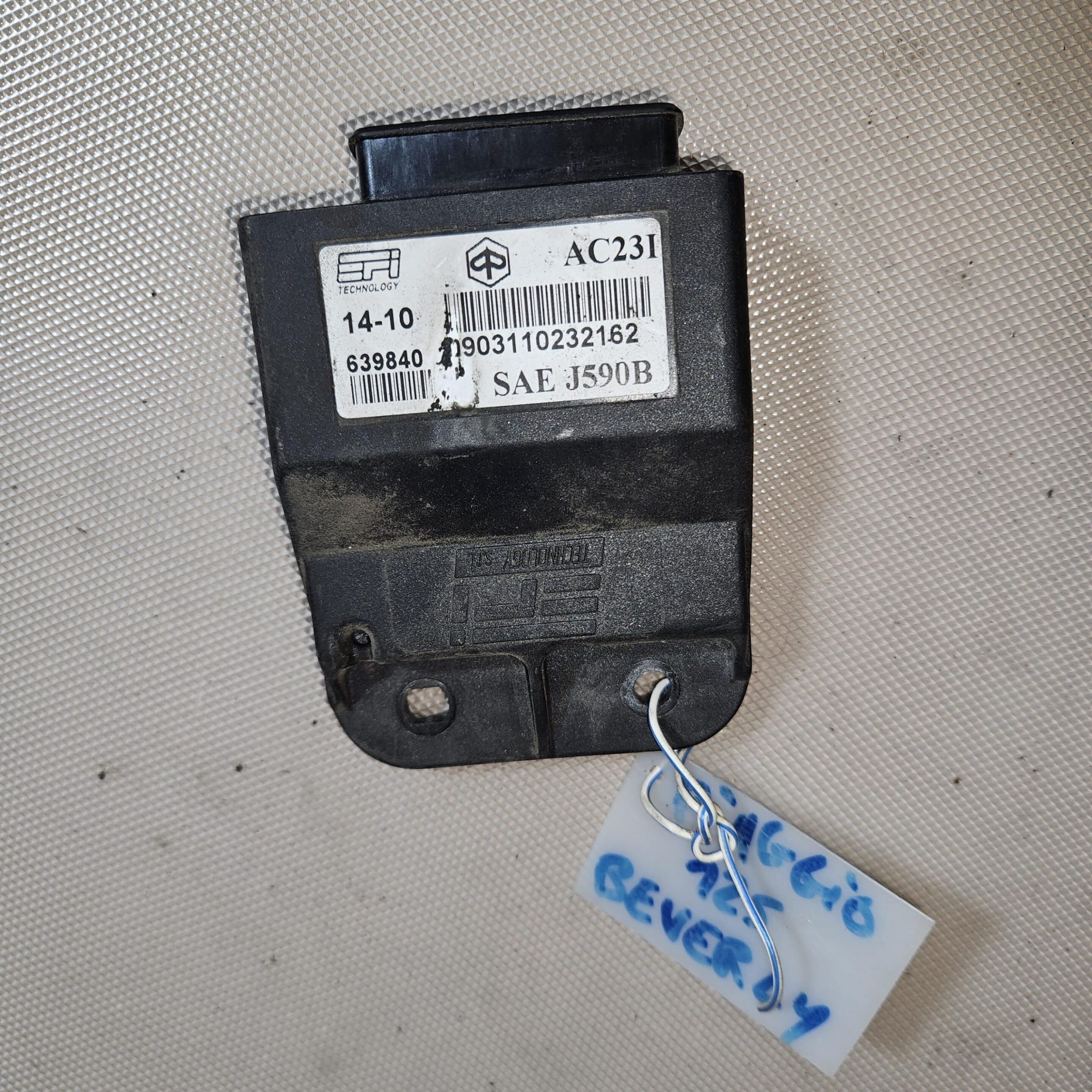Boîtier CDI d’occasion Piaggio 125 Beverly réf. 639840