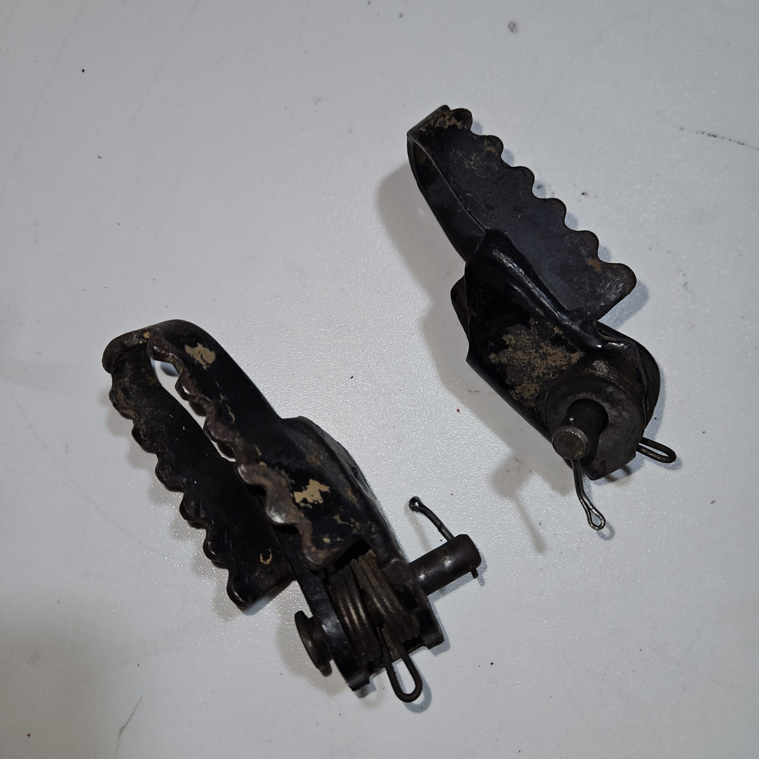 Paire de cale-pieds Honda 200 MTX 1983 d’occasion