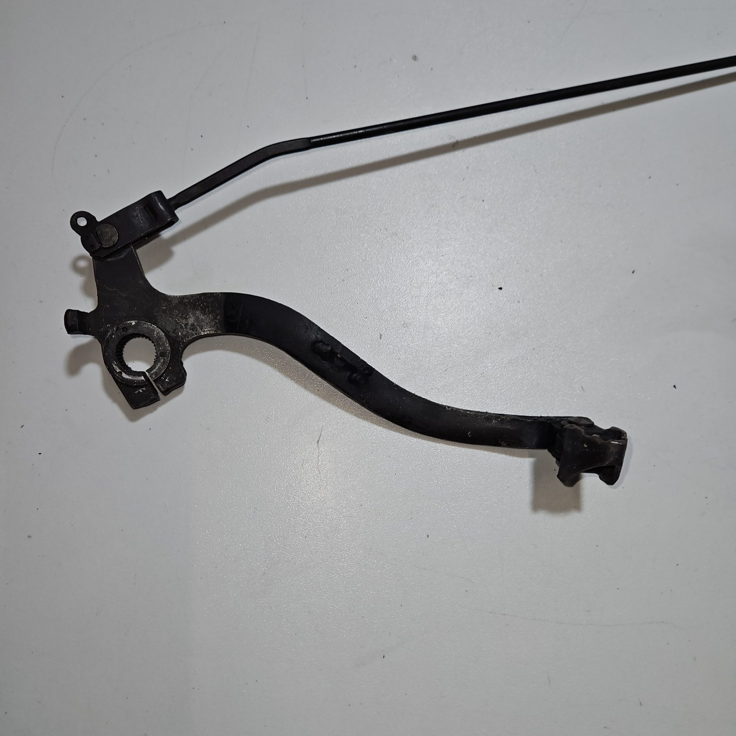 Pédale de frein arrière avec tige Honda 200 MTX 1983