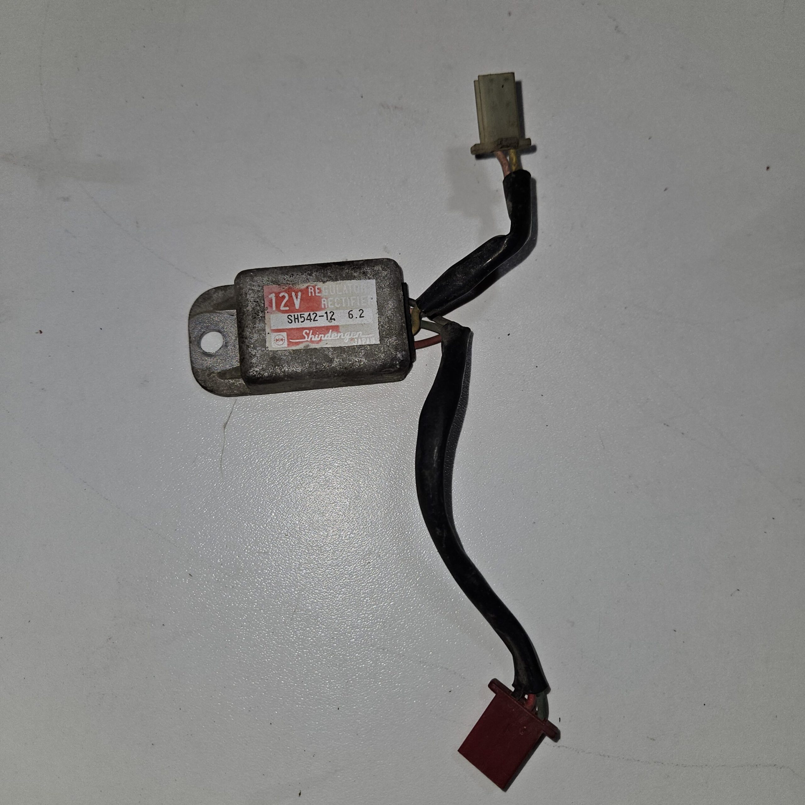 Redresseur régulateur 12V Honda 200 MTX 1983 réf. 5H542-12