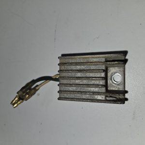 Régulateur de tension Honda 200 MTX 1983 à ailettes d’occasion