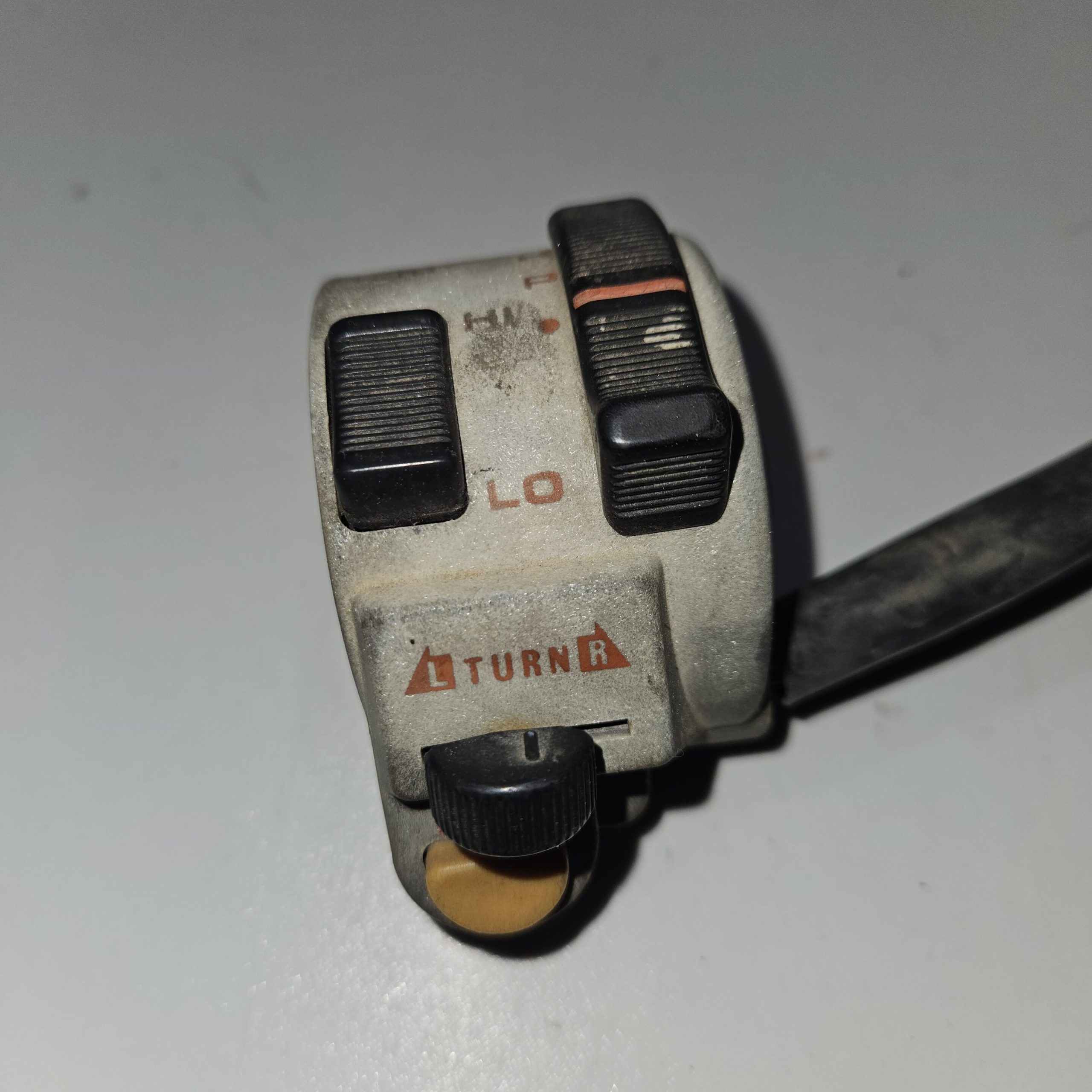 Commodo gauche Honda 200 MTX 1983 d’occasion