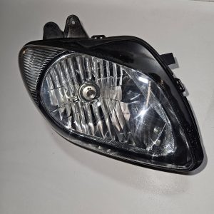 Optique avant droit Suzuki Burgman 650 2008 d’occasion