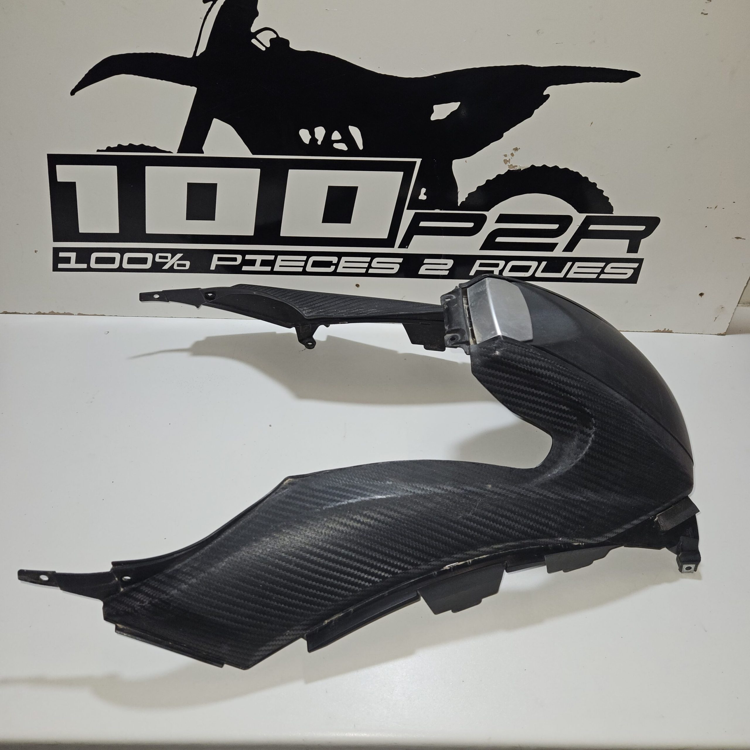 Carénage trappe essence Yamaha 530 TMAX 2016 d’occasion