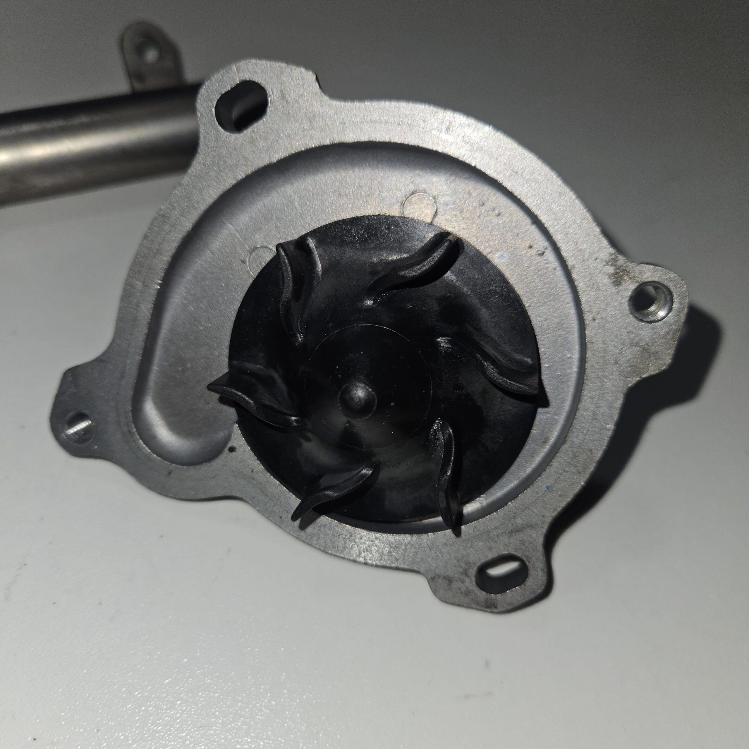 Pompe à eau d’origine Yamaha 530 TMAX 2016 d’occasion