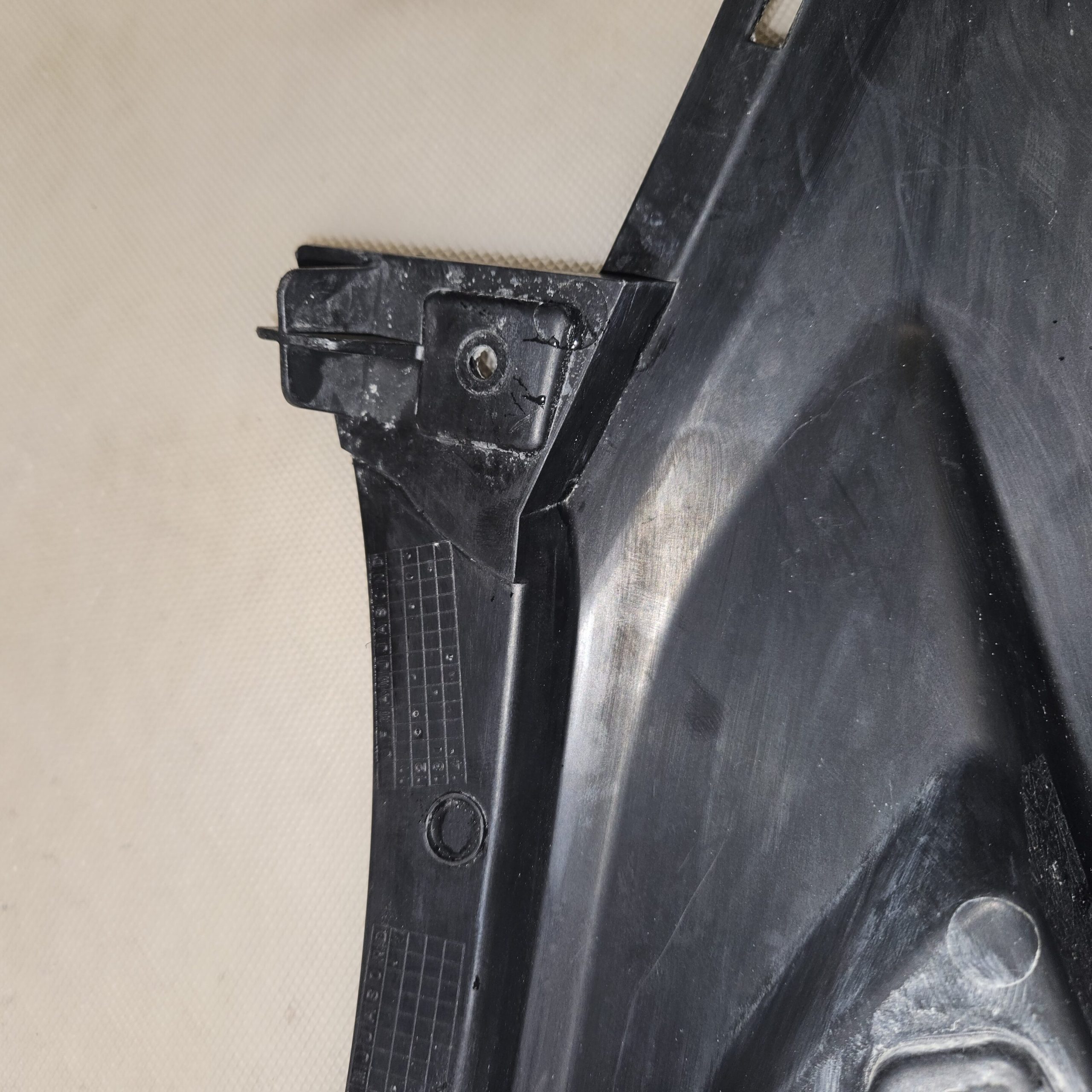 Carénage latéral droit MBK Nitro Yamaha Aerox depuis 2013 d’occasion