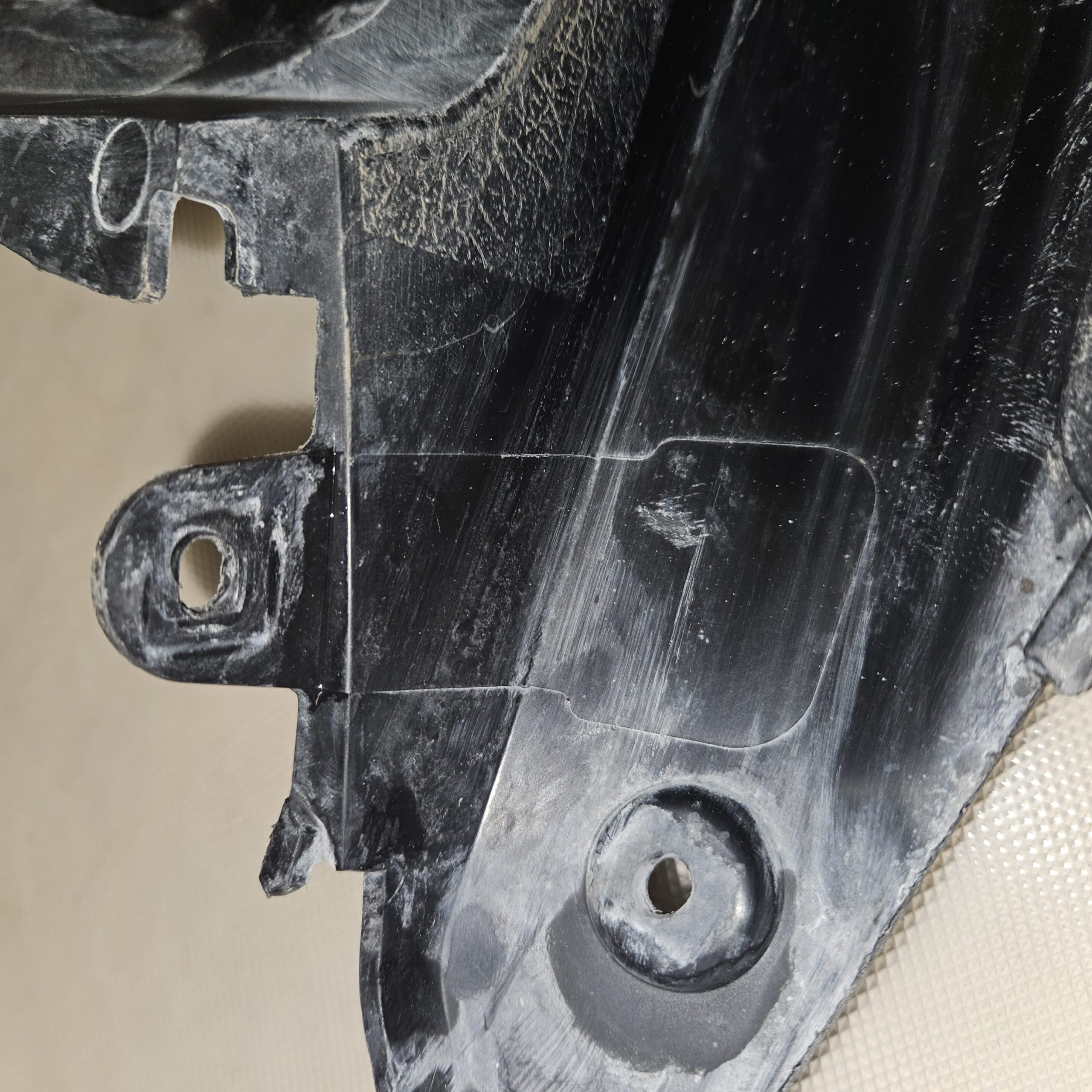 Carénage latéral droit MBK Nitro Yamaha Aerox depuis 2013 d’occasion