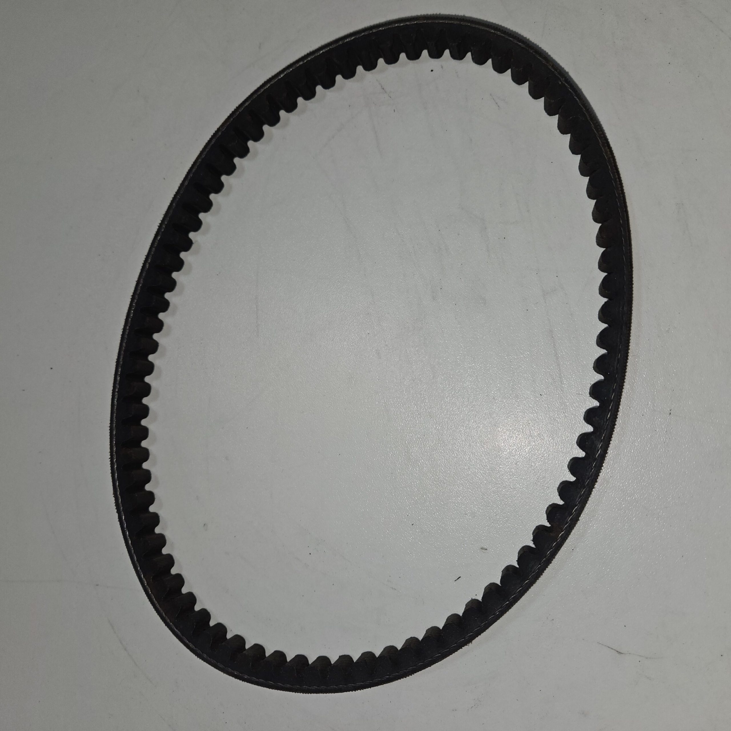courroie transmission Bando 723 17.5 28 d’occasion