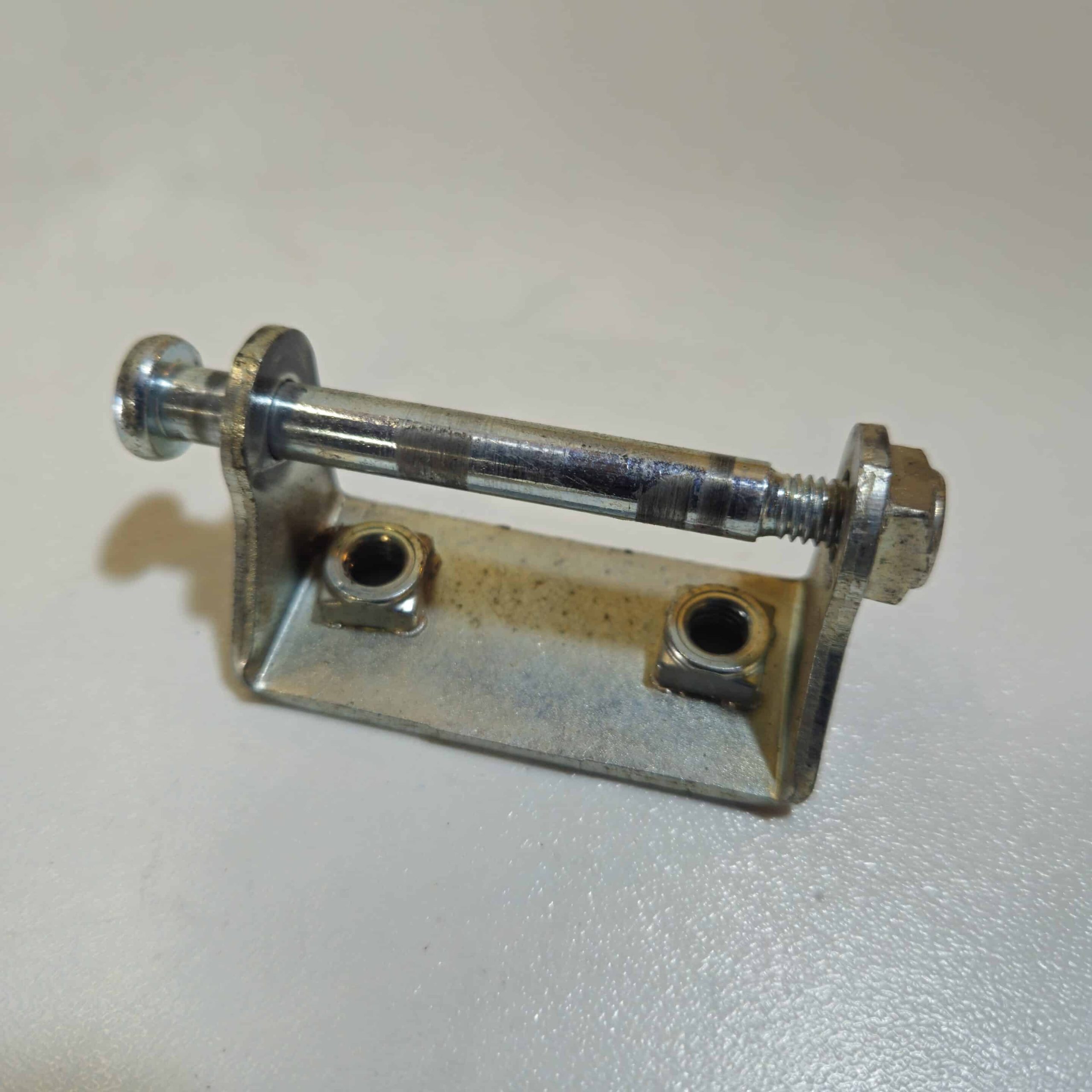 charnière selle Vivacity entraxe 35 mm d’occasion