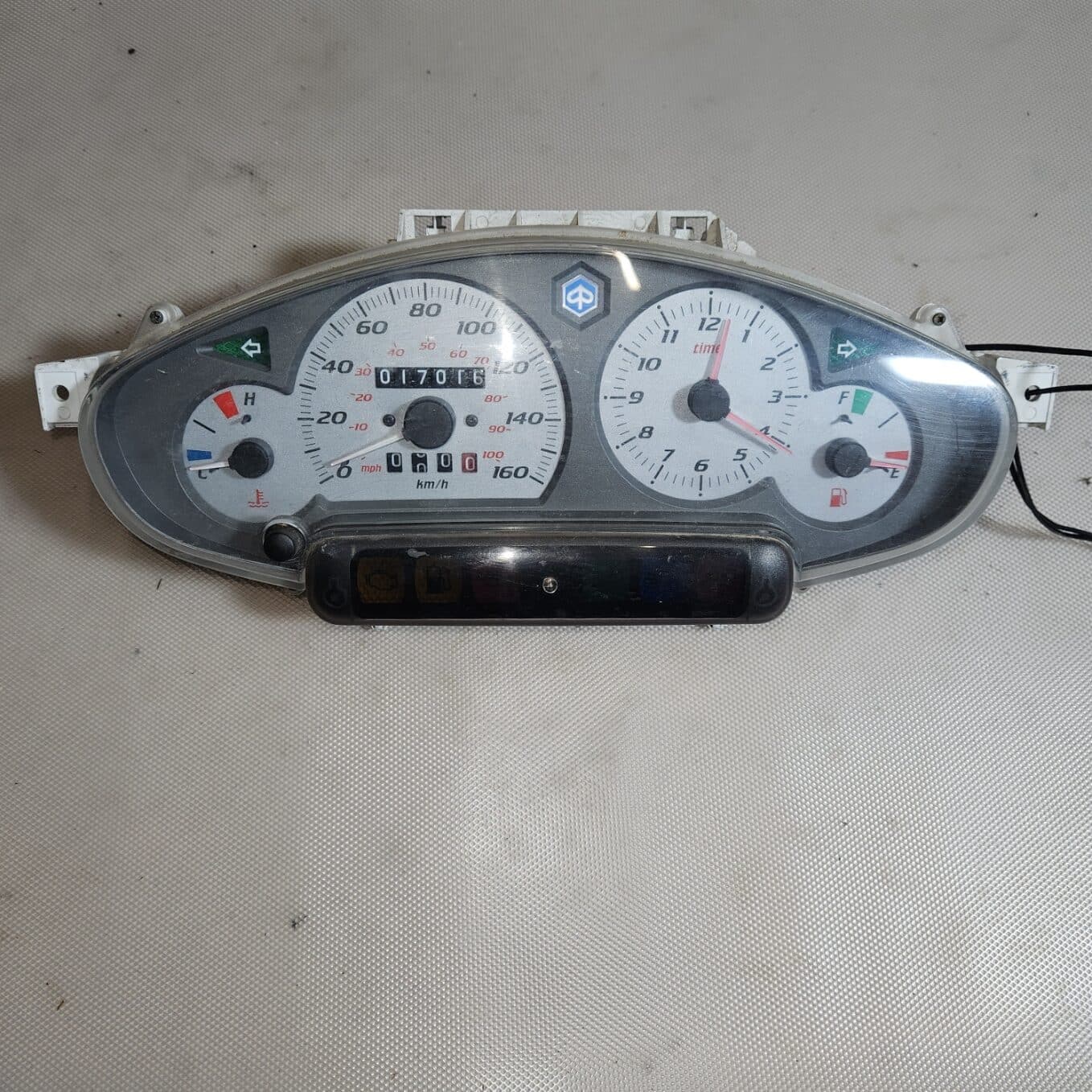 compteur Piaggio 125 X8 17016 km d’occasion