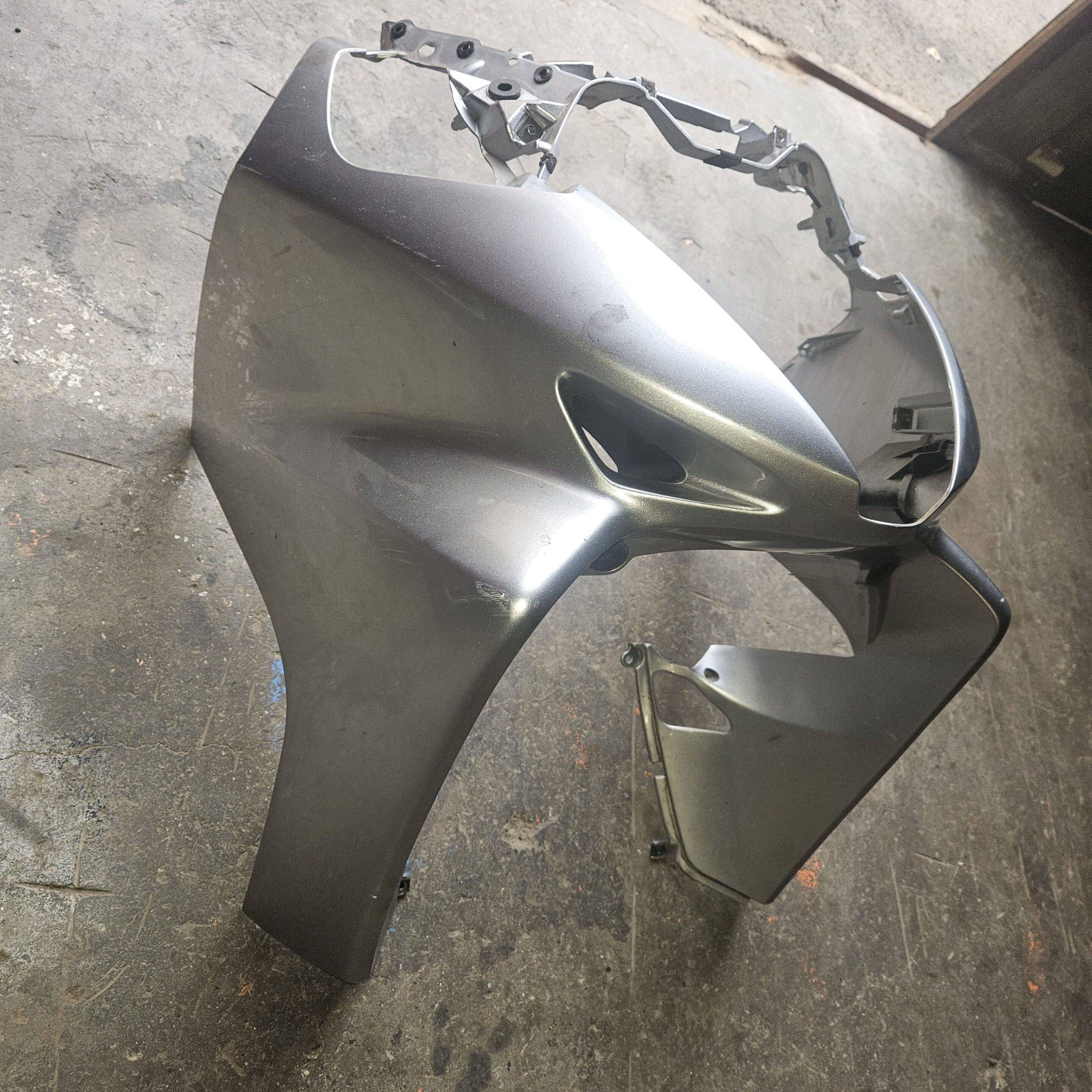face avant Honda 400 Silver Wing d’occasion