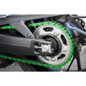 Chaine 420 - 136 maillons - Hyper Renforcée Sans Joints Toriques - Vert 2003-2023